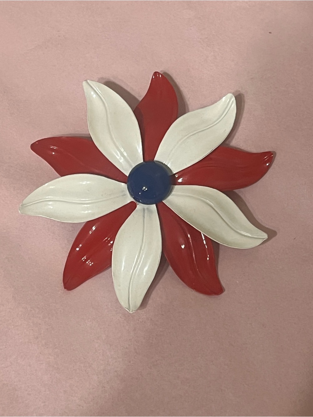 Vintage Metal Flower Brooch